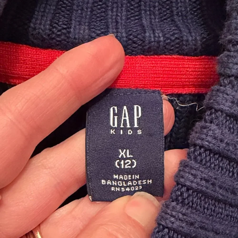 GAP Kids Navy and Blue Striped Sweater Youth Kids Size XL (12).